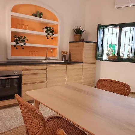 Puerto Mogan Casa Feliz * بويرتو دي موغان